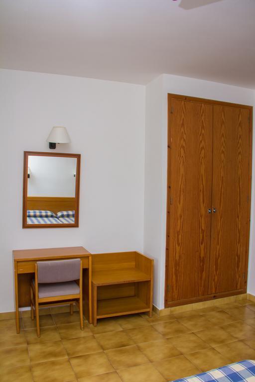 Apartamentos S'Olivera Canyamel  Room photo